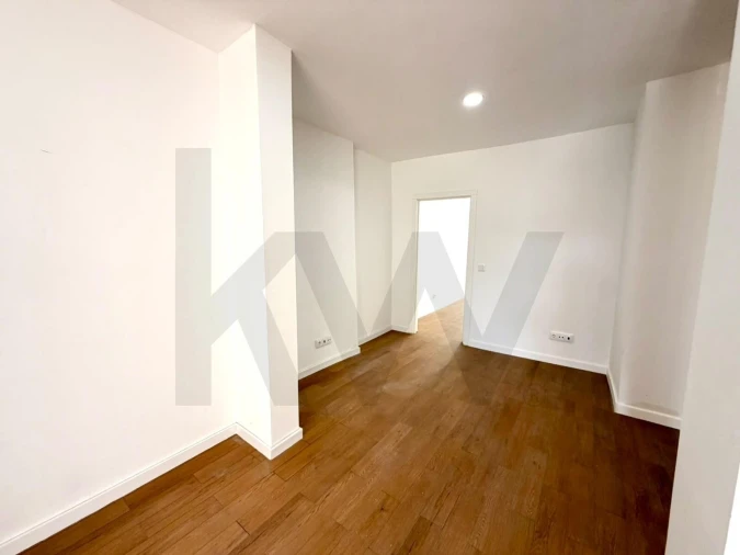 Apartamento T3 para Venda em Santa Maria do Castelo e Santiago e Santa Susana Foto 14
