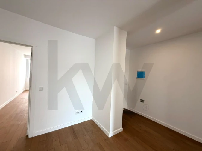 Apartamento T3 para Venda em Santa Maria do Castelo e Santiago e Santa Susana Foto 7