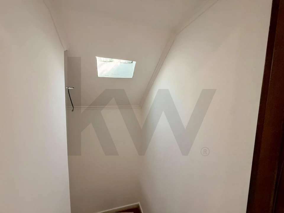 Apartamento T3 para Venda em Santa Maria do Castelo e Santiago e Santa Susana Foto 22