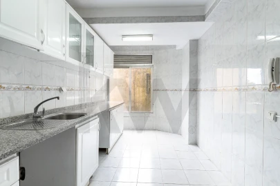 Apartamento T3 para Venda em São Mamede de Infesta e Senhora da Hora