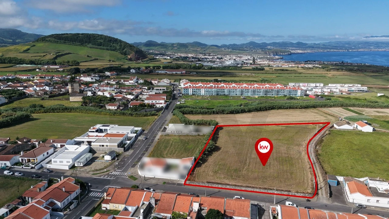 Terreno para Venda em Ribeirinha Foto 14