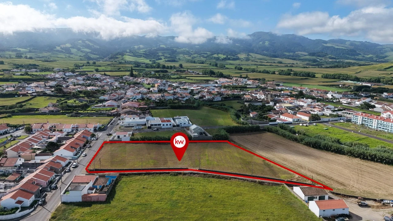 Terreno para Venda em Ribeirinha Foto 17