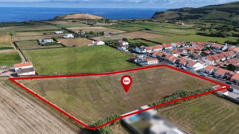 Terreno para Venda em Ribeirinha