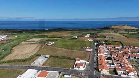 Terreno para Venda em Ribeirinha