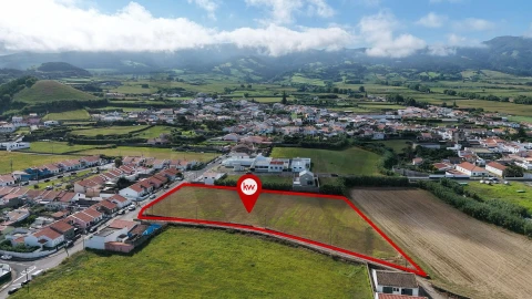 Terreno para Venda em Ribeirinha
