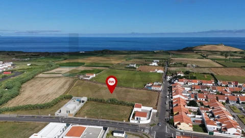 Terreno para Venda em Ribeirinha