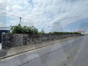 Terreno para Venda em Ribeirinha