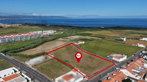 Terreno para Venda em Ribeirinha