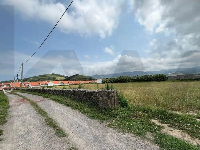 Terreno para Venda em Ribeirinha Foto 9