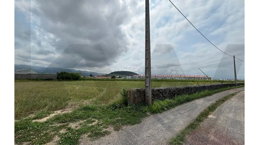 Terreno para Venda em Ribeirinha