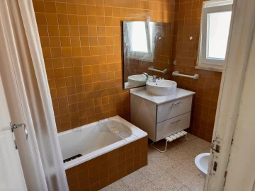 Apartamento T2 para Arrendamento em Areeiro
