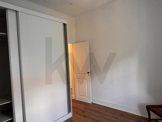 Apartamento T2 para Arrendamento em Areeiro Foto 14