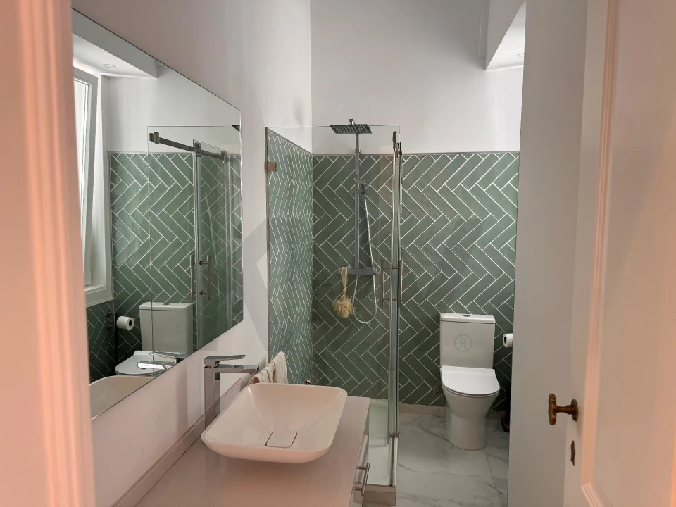 Apartamento T2 para Arrendamento em Areeiro Foto 10