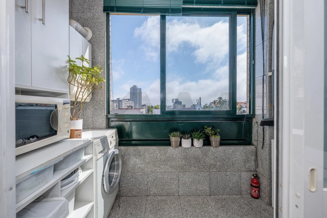 Apartamento T2 para Venda em Ramalde Foto 15
