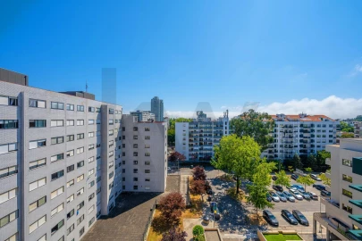 Apartamento T2 para Venda em Ramalde