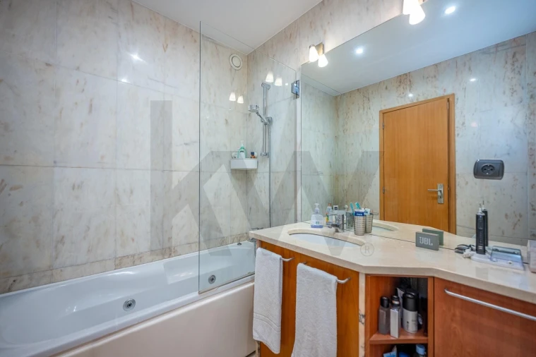 Apartamento T2 para Venda em Ramalde Foto 10