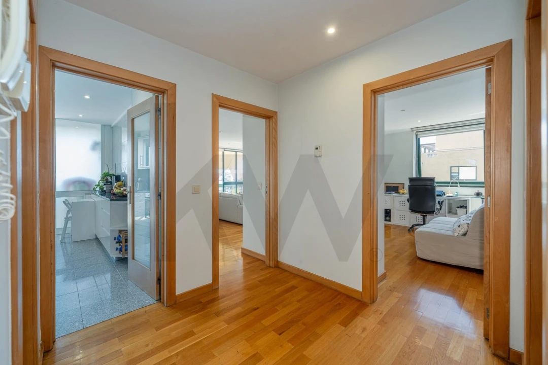 Apartamento T2 para Venda em Ramalde Foto 16
