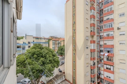 Apartamento T1 para Venda em Alfragide