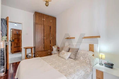 Apartamento T1 para Venda em Alfragide