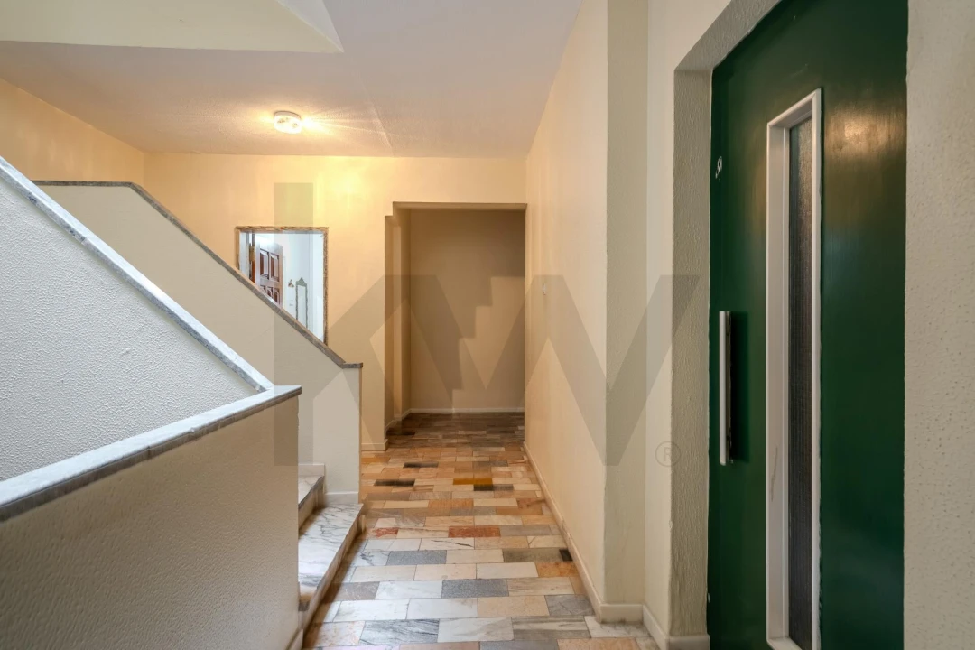 Apartamento T1 para Venda em Alfragide Foto 33