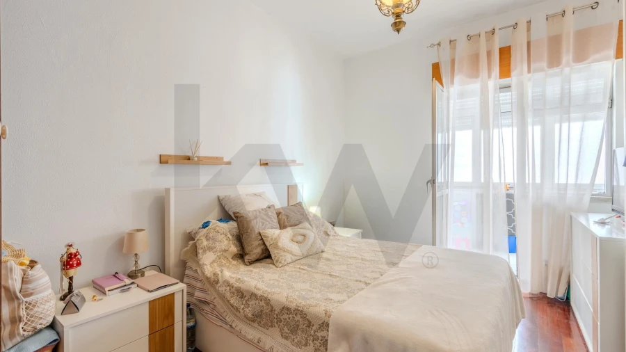 Apartamento T1 para Venda em Alfragide