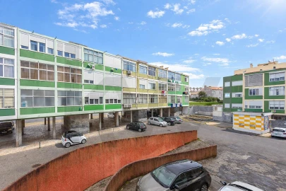 Apartamento T3 para Venda em Algés, Linda-A-Velha e Cruz Quebrada-Dafundo