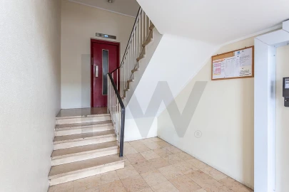 Apartamento T3 para Venda em Algés, Linda-A-Velha e Cruz Quebrada-Dafundo
