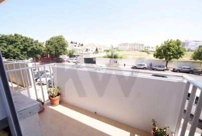 Apartamento T3 para Venda em Algés, Linda-A-Velha e Cruz Quebrada-Dafundo