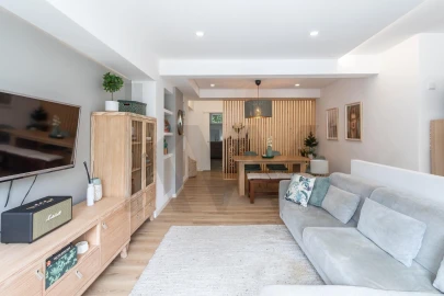 Apartamento T2 para Venda em Carnaxide e Queijas