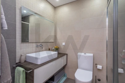 Apartamento T2 para Venda em Carnaxide e Queijas