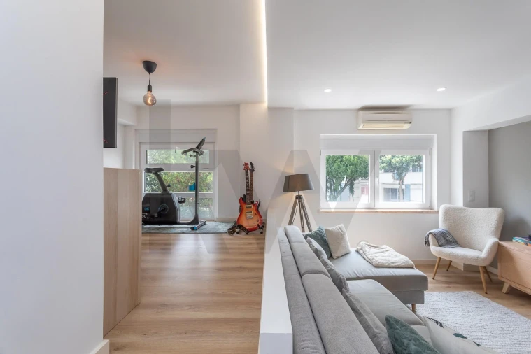 Apartamento T2 para Venda em Carnaxide e Queijas Foto 6