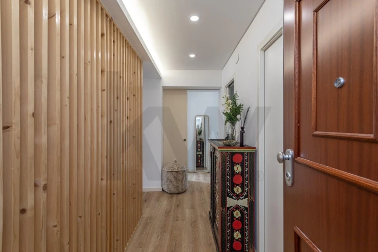 Apartamento T2 para Venda em Carnaxide e Queijas Foto 2