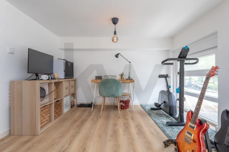 Apartamento T2 para Venda em Carnaxide e Queijas Foto 7