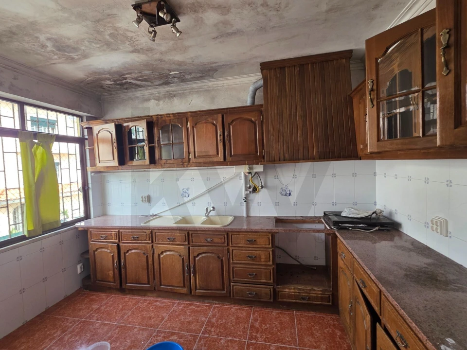 Moradia T2 para Venda em Pontinha e Famões Foto 14