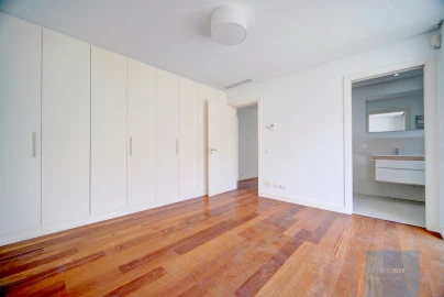 Apartamento T3 para Arrendamento em Cascais e Estoril