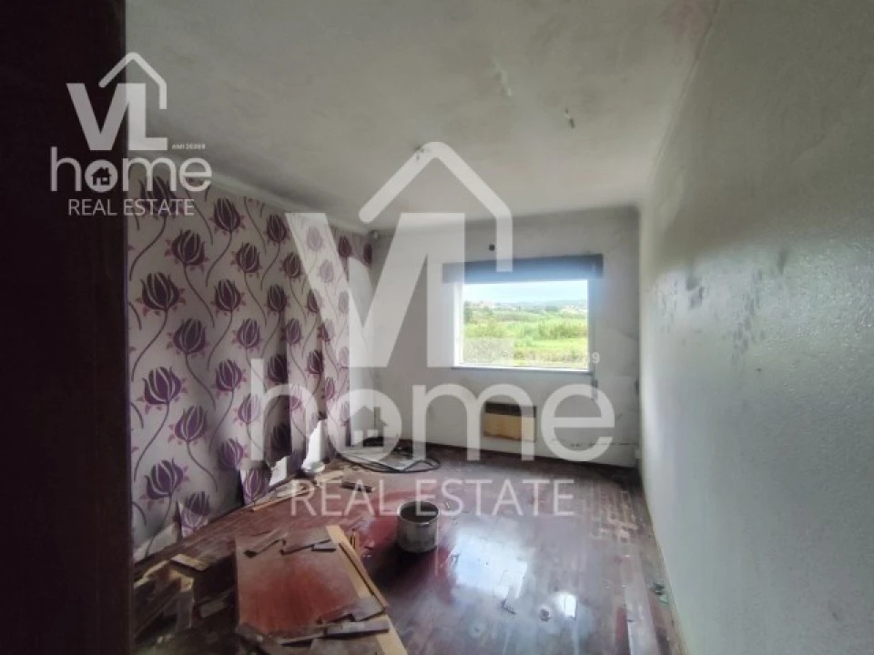 Moradia T3 para Venda em Colmeias e Memória Foto 14
