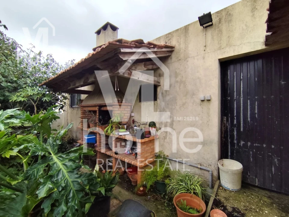 Moradia T3 para Venda em Colmeias e Memória Foto 23