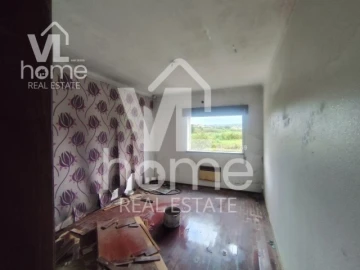 Moradia T3 para Venda em Colmeias e Memória