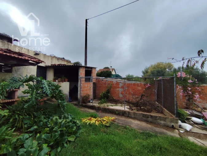 Moradia T3 para Venda em Colmeias e Memória Foto 34