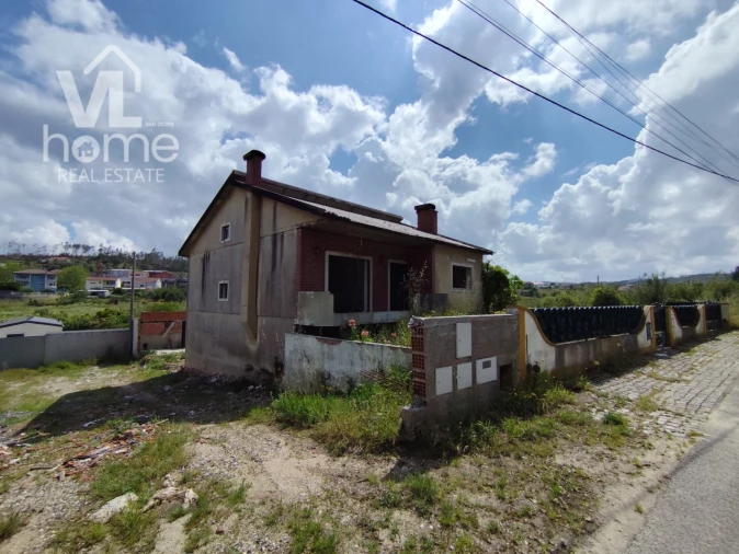Moradia T3 para Venda em Colmeias e Memória Foto 36