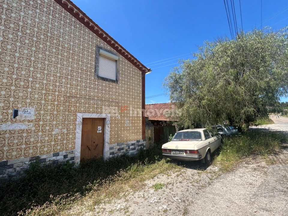 Moradia T5 para Venda em Ferreira do Zezere Foto 1