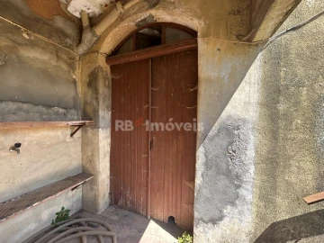 Moradia T5 para Venda em Ferreira do Zezere