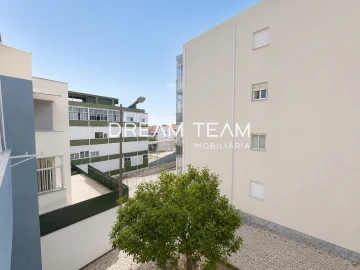 Apartamento T2 para Venda em Laranjeiro e Feijó