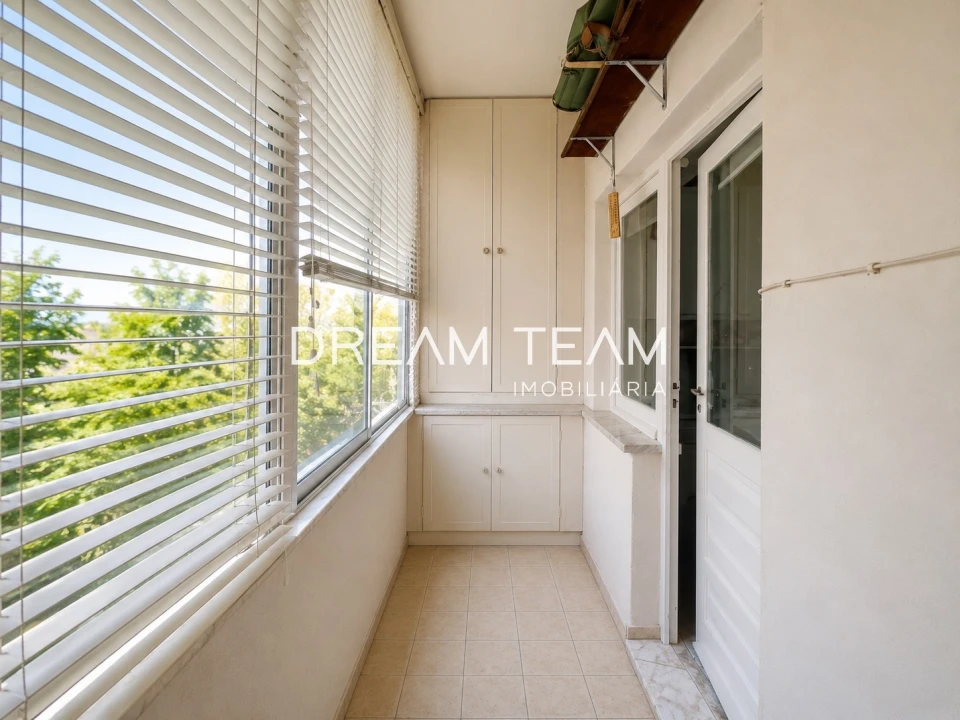 Apartamento T2 para Venda em Laranjeiro e Feijó Foto 22