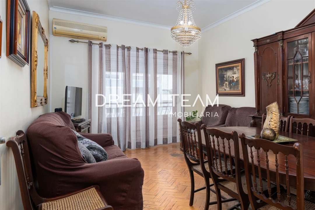 Apartamento T2 para Venda em Laranjeiro e Feijó Foto 10