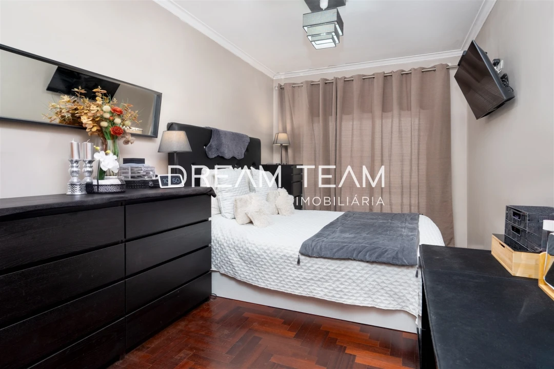 Apartamento T2 para Venda em Laranjeiro e Feijó Foto 6