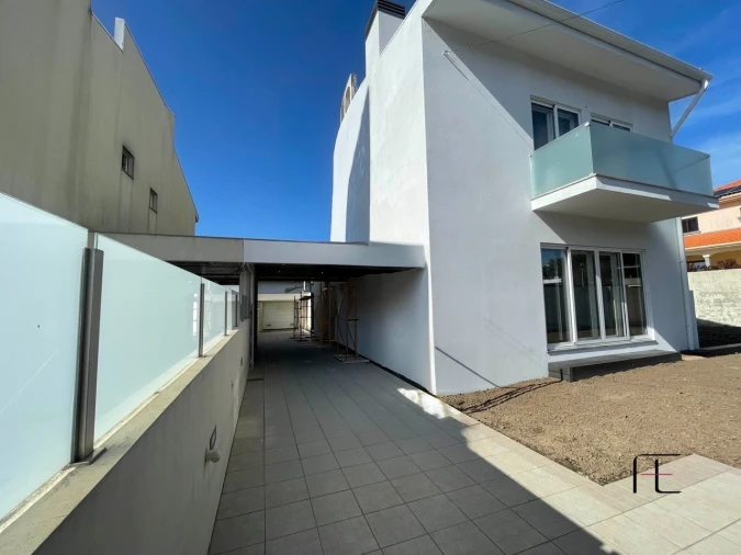 Moradia T4 para Venda em Perafita, Lavra e Santa Cruz do Bispo Foto 4