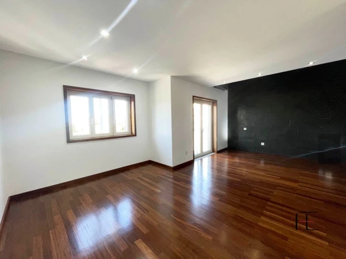 Moradia T4 para Venda em Perafita, Lavra e Santa Cruz do Bispo Foto 31