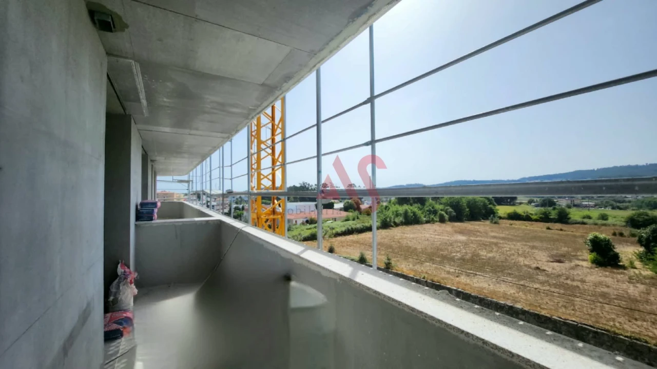 Apartamento T1 para Venda em Meixomil Foto 14