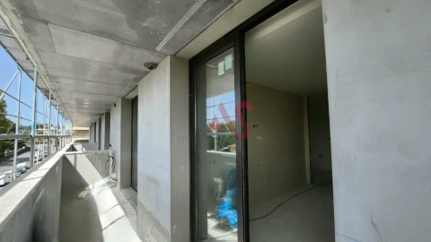 Apartamento T1 para Venda em Meixomil